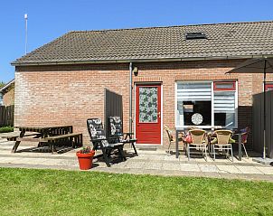 Buitenruimte van VZ110 Vakantiehuis Zoutelande met zitjes, Zoutelande, Walcheren, Zeeland.