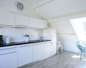 Moderne Kche in VZ679 Wohnung Zoutelande, Zoutelande, Zeeland.