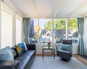 Essecke und Schlafzimmer im Ferienhaus ZE1201, Zoutelande, Walcheren, Zeeland.