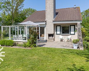 Luftaufnahme von Zoutelande und Umgebung in der Nhe des Ferienhauses ZE585 in Walcheren, Zeeland.