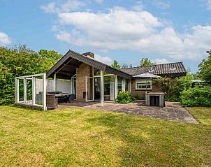 Verblijf 620768 • Vakantiewoning Walcheren • Ruime, sfeervolle 6-persoons vakantiebungalow dichtbij 