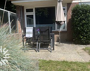 Volledig uitgeruste keuken in vakantiehuis ZE301 in Zoutelande, Walcheren, met moderne apparatuur.