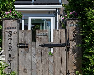 Uitzicht op de duinen bij vakantiehuis ZE1422 in Zoutelande, Walcheren, ideaal voor wandelingen.