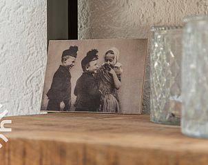 Gezellige winkelstraat in Zoutelande, Walcheren, nabij vakantiehuis ZE1422, perfect voor shoppen.