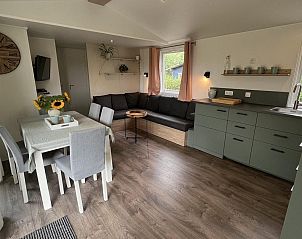 Gezellige eetruimte in VZ030 Chalet Vrouwenpolder, Walcheren, Zeeland