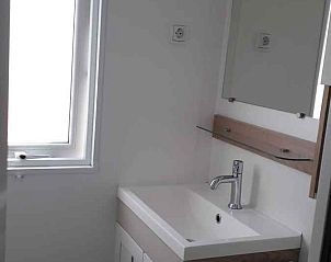 Uitzicht op landschap vanuit ZE030 vakantiehuis in Vrouwenpolder, Walcheren.