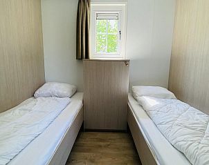 Tweepersoons slaapkamer in VZ235 Chalet Veere in Veere, Zeeland