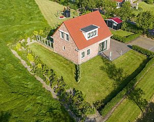 VZ901 Vakantiehuis in Zoutelande, Meliskerke. Vakantiewoning met groene omgeving en speeltoestellen in Walcheren.