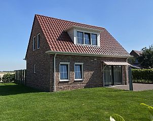 VZ901 Vakantiehuis in Zoutelande, Walcheren. Comfortabel vakantiehuis met rood dak en groene tuin in Meliskerke.