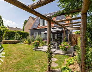 Ruime woonkamer in ZE1075 vakantiehuis, Biggekerke, Walcheren, Zeeland