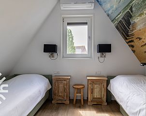 Adembenemende zonsondergang bij strand van ZE1075 in Biggekerke, Walcheren, Zeeland