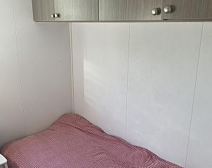 Extra bed in VZ1083 Chalet Valkenisse, Biggekerke met opbergruimte.