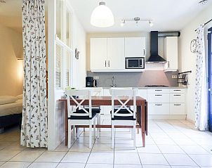 Moderne keuken in VZ136 Studio Grijpskerke, vakantieaccommodatie in Walcheren.