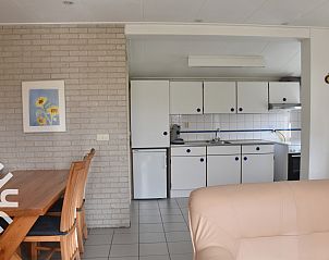 Keuken in ZE158 vakantiehuis, Groot Valkenisse, Walcheren met moderne voorzieningen.