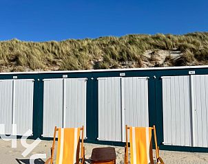 Strandhuisjes aan de kust nabij vakantiehuis ZE1556 in Gapinge, Walcheren.