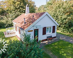 Bovenaanzicht van terras bij vakantiehuis ZE364, Koudekerke-Dishoek, Walcheren.