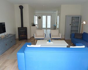 Ruime leefruimte in VZ935 Vakantieappartement, Koudekerke Dishoek, Walcheren, Zeeland.