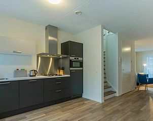 Volledig uitgeruste keuken in VZ935 Vakantieappartement, Koudekerke Dishoek, Zeeland.