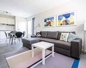 Compacte keuken met moderne apparatuur in VZ1127 Vakantiewoning in Koudekerke-Dishoek.