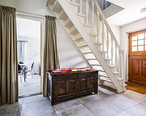 Lichte slaapkamer met tweepersoonsbed in VZ1127 Vakantiewoning in Koudekerke, Walcheren.