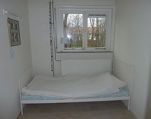 VZ1132 Vakantiehuis in Koudekerke, knusse slaapkamer met eenpersoonsbed in Dishoek, Walcheren, Zeeland.