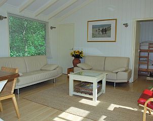 Comfortabele woonkamer in VZ936 Vrijstaande Vakantiebungalow Koudekerke-Dishoek, Walcheren, Zeeland.