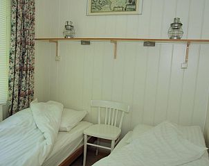 Tweede slaapkamer met twee bedden in VZ936 Vrijstaande Vakantiebungalow Koudekerke-Dishoek, Walcheren.