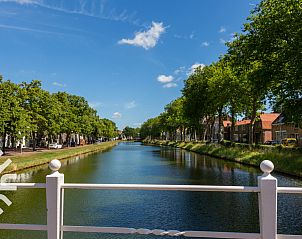 Malerischer Kanal in der Nhe des Ferienhauses ZE833, Buttinge, Walcheren, gesumt von Bumen.
