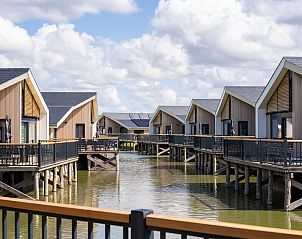 Verblijf 630144 • Vakantiewoning Zeeuws-Vlaanderen • Watervilla Luxe 6 Wellness 