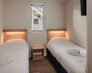 Guest house 630358 - Holiday property Zeeuws-Vlaanderen - Lodge 4B Wellness