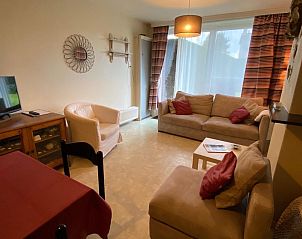 VZ726 Apartment Cadzand in Cadzand-bad, Zeeuws-Vlaanderen with comfortable sitting area.