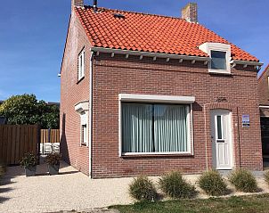 Cadzand-Bad Ferienhaus VZ920 mit sonniger Fassade in Zeeland.
