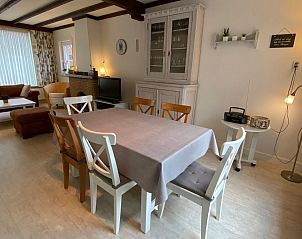 Esstisch mit Sthlen in VZ920 Ferienhaus, Cadzand-Bad, Zeeuws-Vlaanderen.