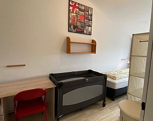 Master bedroom with double bed in VZ924 Holiday home in Cadzand, Zeeuws-Vlaanderen.