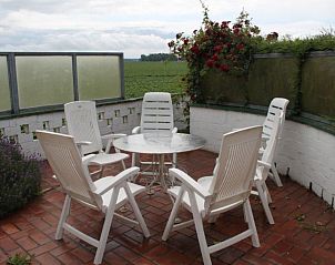 Guest house 631615 - Holiday property Zeeuws-Vlaanderen - Vakantiehuis Altes Deichbauernhaus mit Garten