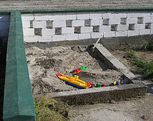 Guest house 631615 - Holiday property Zeeuws-Vlaanderen - Vakantiehuis Altes Deichbauernhaus mit Garten