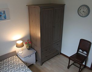 Guest house 631615 - Holiday property Zeeuws-Vlaanderen - Vakantiehuis Altes Deichbauernhaus mit Garten