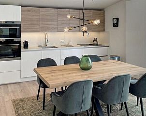 Moderne keuken in Vakantiehuis Waterresort Oosterschelde huisnr. 68, Zuid-Beveland, compleet met alle voorzieningen.