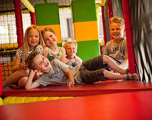 Guest house 640825 - Apartment Zuid-Beveland - Appartement Mobilheim 