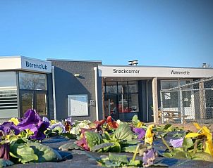 Guest house 640827 - Holiday property Zuid-Beveland - Vakantiehuis Gem�tliches Chalet mit Terrasse