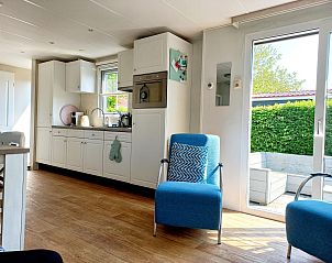 Guest house 640827 - Holiday property Zuid-Beveland - Vakantiehuis Gem�tliches Chalet mit Terrasse