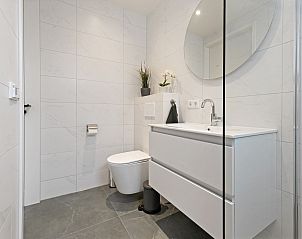 Schitterend strandzicht nabij vakantiehuis ZE1420, Nieuwdorp, Zuid-Beveland, perfect voor stranddagen in Zeeland.