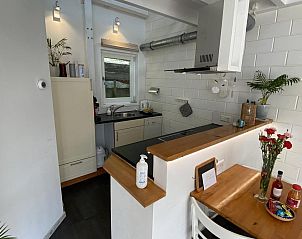 Kompakte Kche in VZ991 Ferienhaus in Ouddorp, ideal fr Selbstversorgerferien.