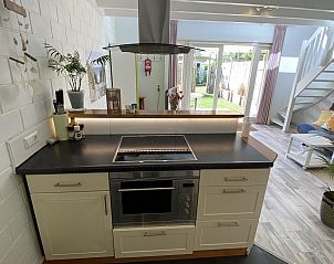 Kche mit modernen Gerten in VZ991 Ferienhaus in Ouddorp, Sdholland.