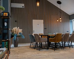 Luxe badkamer in ZH416 vakantiehuis, Ouddorp, Goeree-Overflakkee, met moderne faciliteiten.