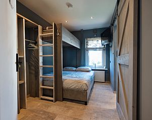 Historische trein nabij ZH416 vakantiehuis, Ouddorp, Goeree-Overflakkee, voor een unieke ervaring.