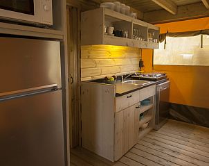 Guest house 660125 - Tent house Goeree-Overflakkee - Safaritent Duindoorn