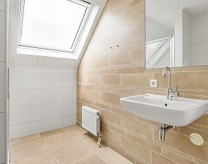 Stijlvolle douche in Strand Resort Ouddorp Duin, vakantiehuis in Ouddorp, Goeree-Overflakkee.