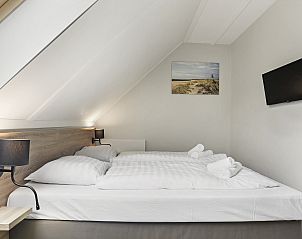 Detail der Kche im Strand Resort Ouddorp Duin, komplett mit modernen Gerten.