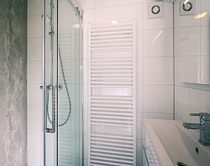 Guest house 661210 - Bungalow Goeree-Overflakkee - Vakantiepark Zeedijk 2